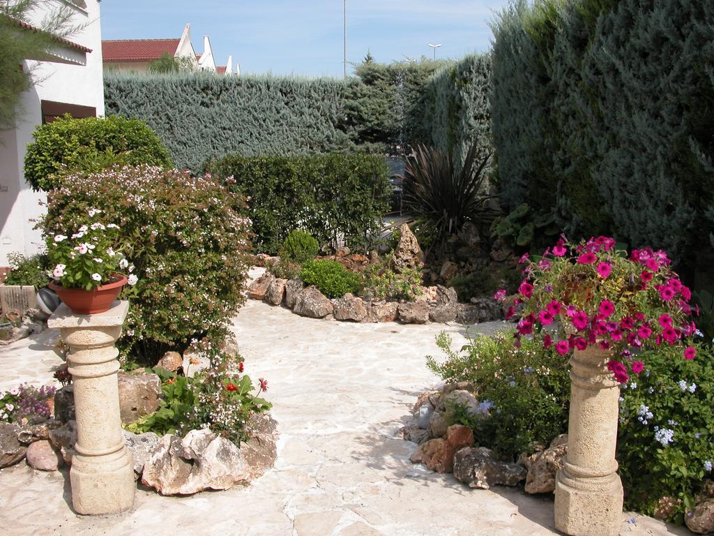 Hotel Canusium Canosa di Puglia Buitenkant foto