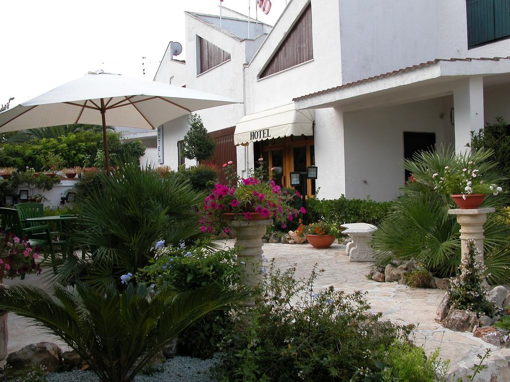 Hotel Canusium Canosa di Puglia Buitenkant foto